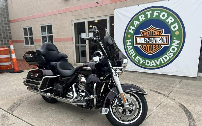 2014 Harley-Davidson® FLHTCU - Electra Glide® Ultra Classic®