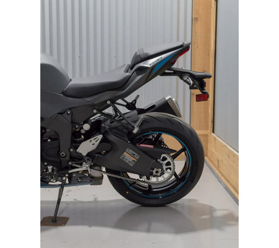 2024 Kawasaki Ninja® ZX™-6R ABS Metallic Flat Spark Black/Ebony