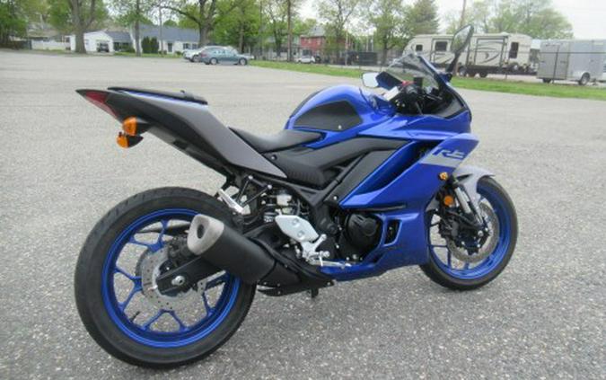 2021 Yamaha YZF-R3 ABS