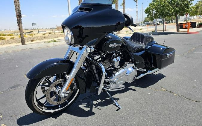2023 Harley-Davidson® FLHX - Street Glide®