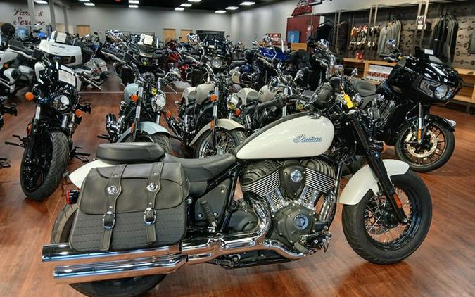 2022 Indian Super Chief ABS Pearl White