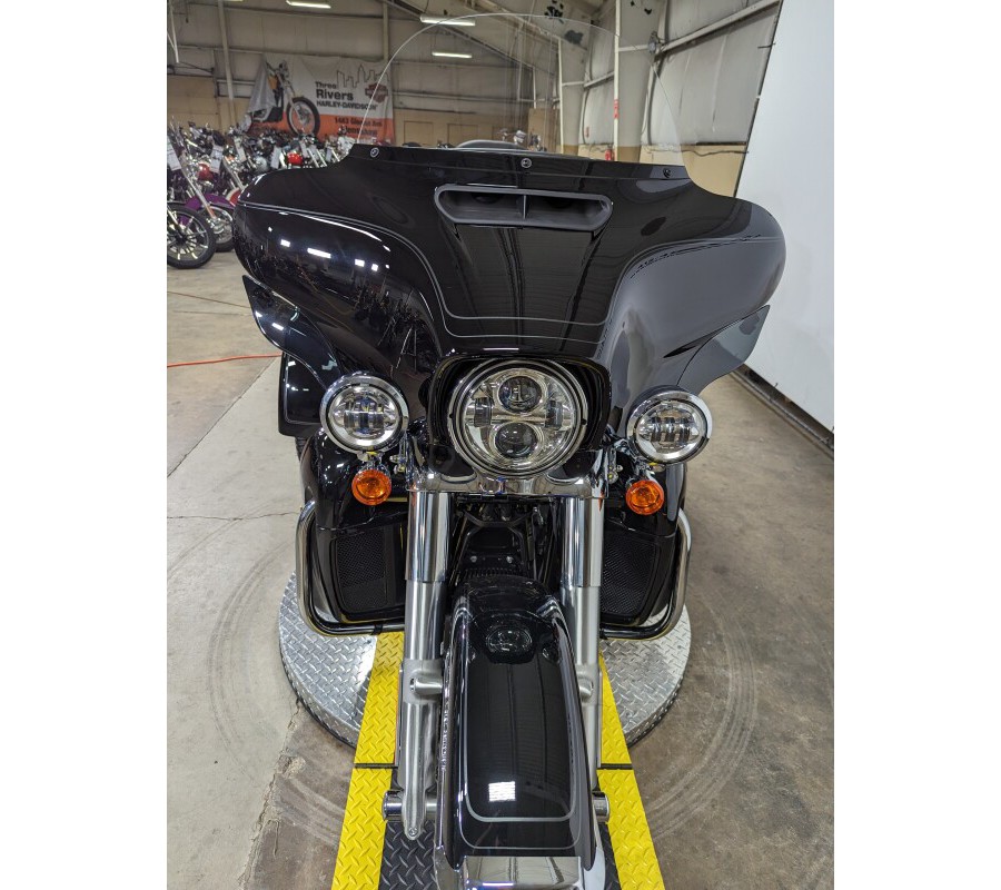 2024 Harley-Davidson Tri Glide Ultra Vivid Black