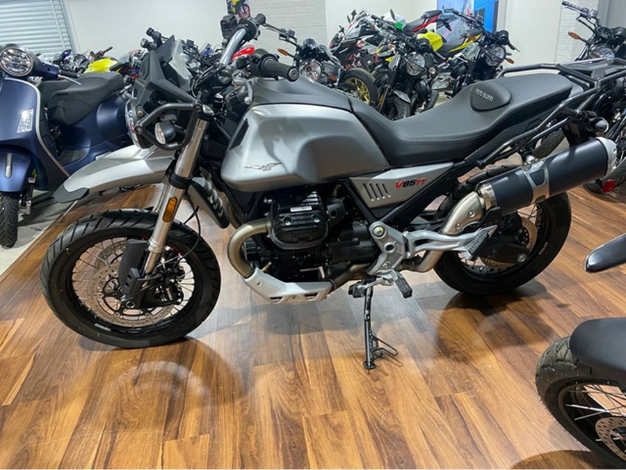 2020 Moto Guzzi V85 TT