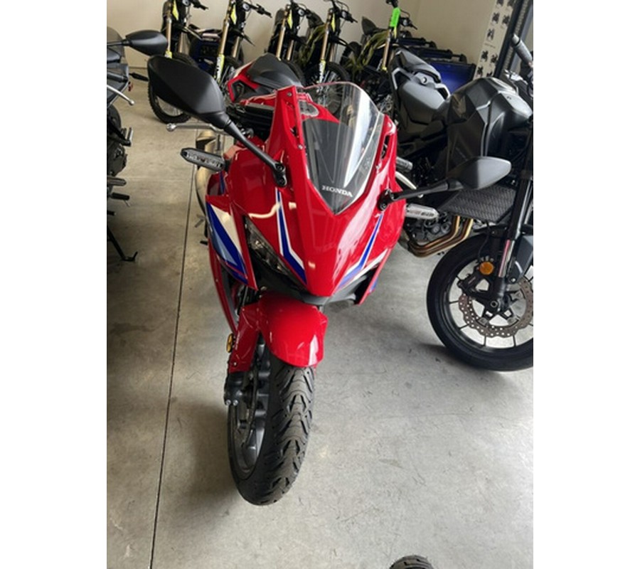 2025 Honda CBR500R