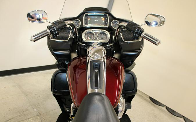 Used 2016 Harley-Davidson Road Glide Ultra Grand American Touring FLTRU Motorcycle For Sale In Miami, Florida