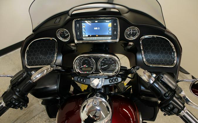 Used 2016 Harley-Davidson Road Glide Ultra Grand American Touring FLTRU Motorcycle For Sale In Miami, Florida