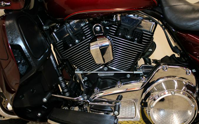 Used 2016 Harley-Davidson Road Glide Ultra Grand American Touring FLTRU Motorcycle For Sale In Miami, Florida