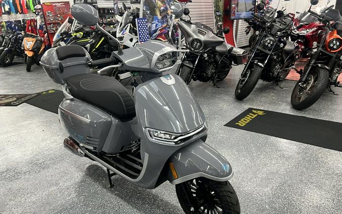 2025 Keeway Versilia 150