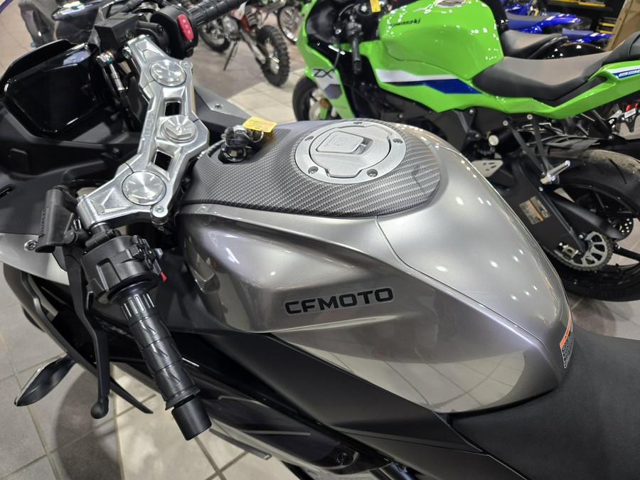 2026 CFMOTO 300SS