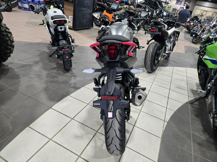 2026 CFMOTO 300SS