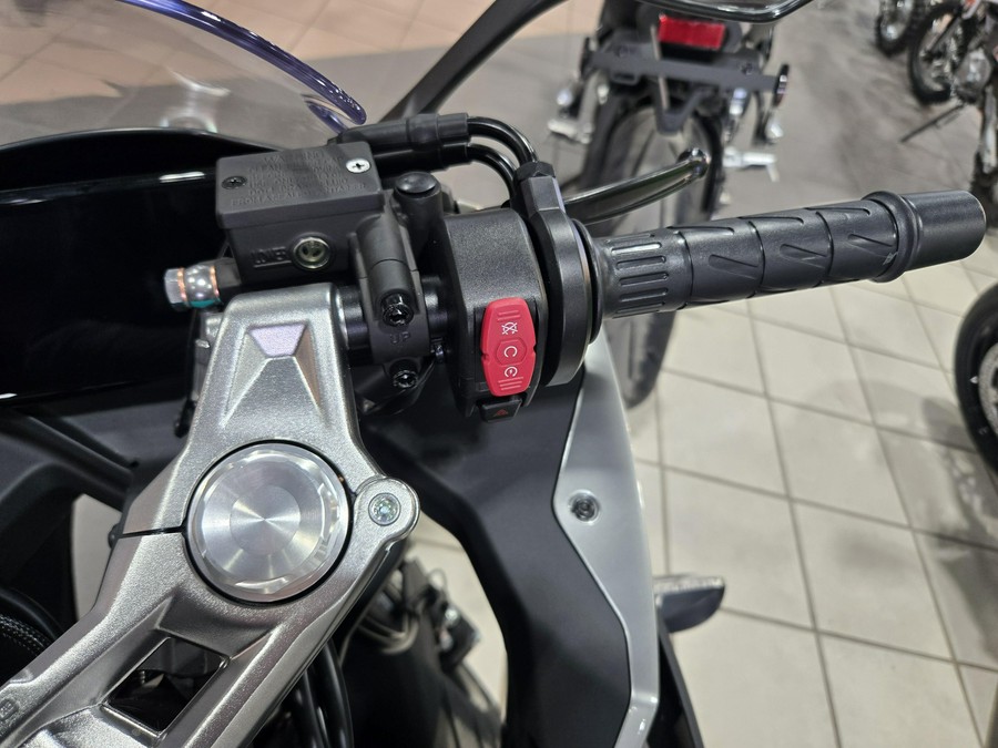 2026 CFMOTO 300SS