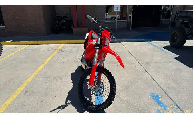2027 300 RR X-PRO - Beta Motorcycles