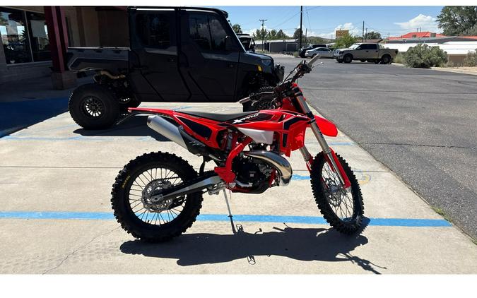 2027 300 RR X-PRO - Beta Motorcycles