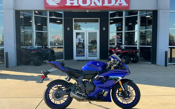2025 Yamaha YZF R7