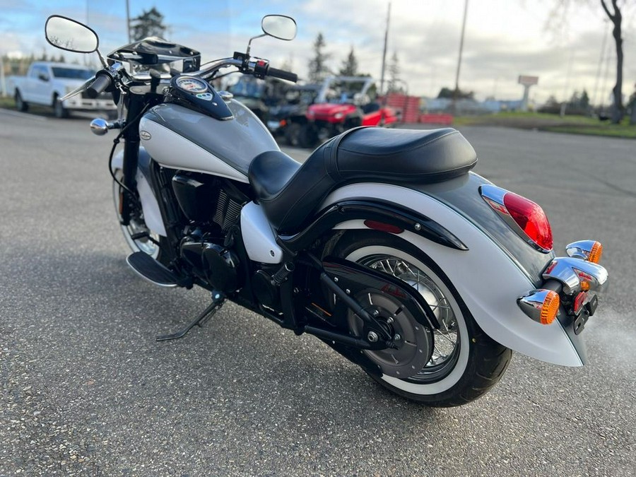 2021 Kawasaki Vulcan® 900 Classic