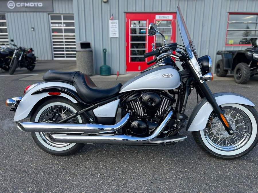 2021 Kawasaki Vulcan® 900 Classic