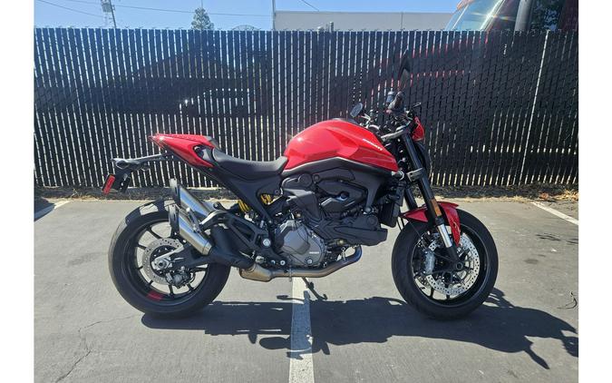 2022 Ducati MONSTER PLUS RED