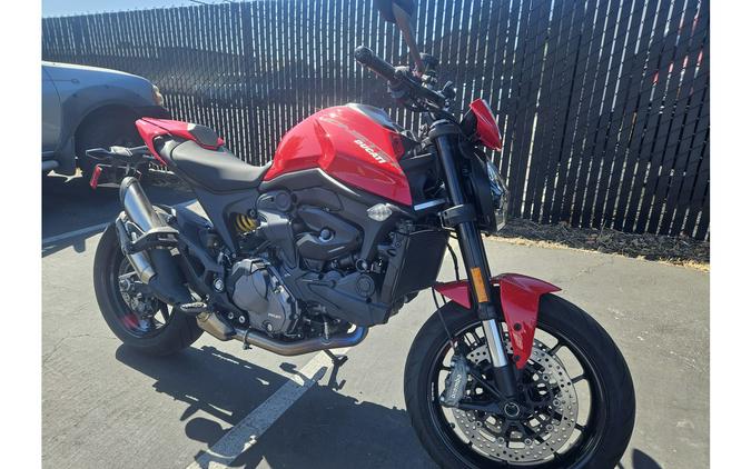 2022 Ducati MONSTER PLUS RED