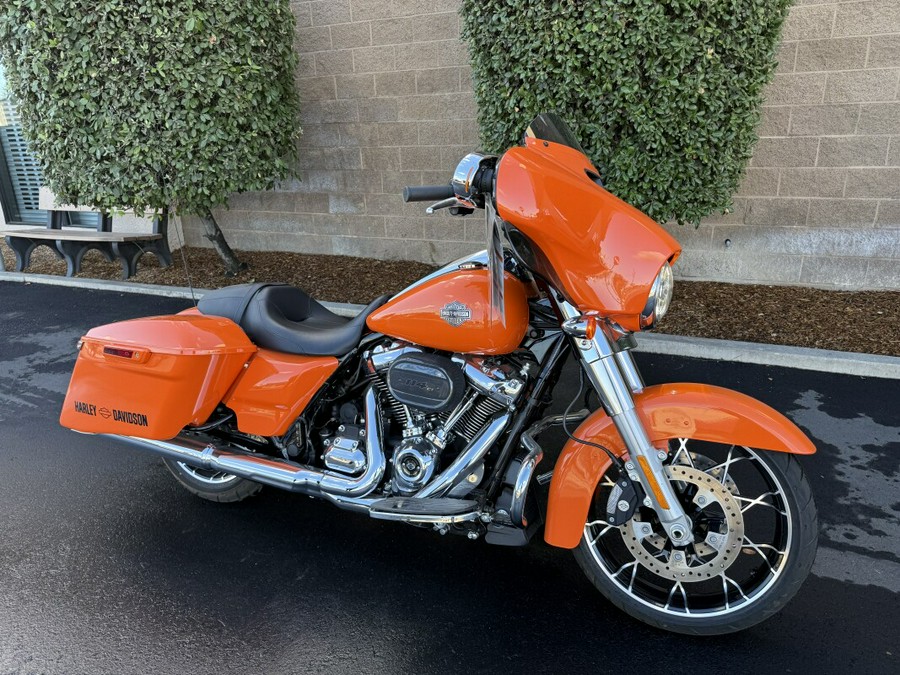 FLHXS 2023 Street Glide® Special