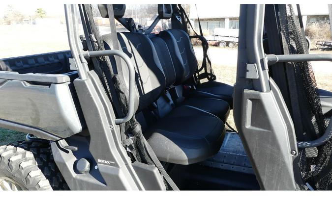 2024 Can-Am Defender MAX XT HD10