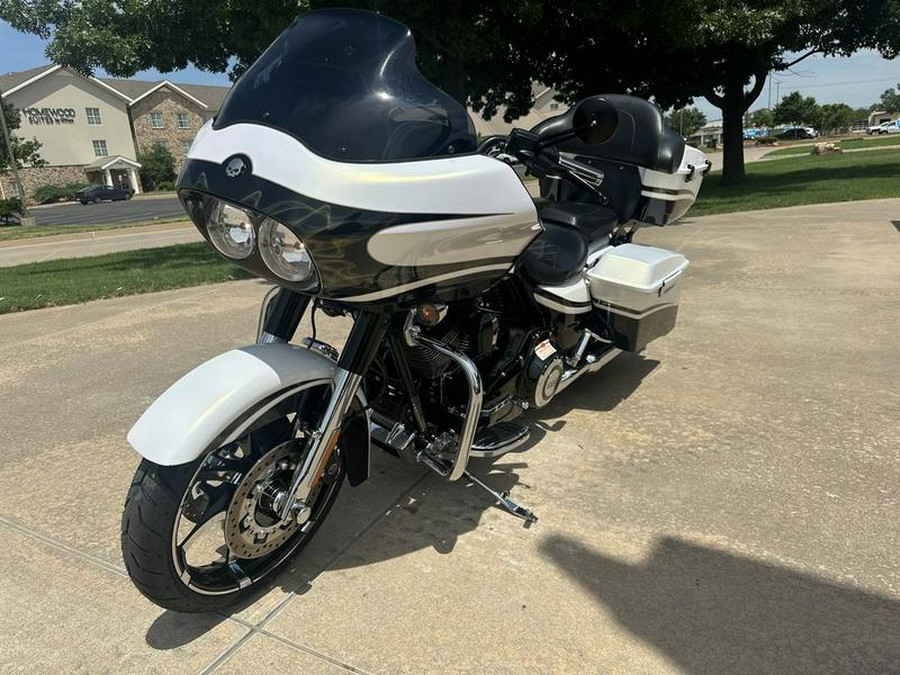 2012 Harley-Davidson® FLTRXSE - CVO™ Road Glide® Custom