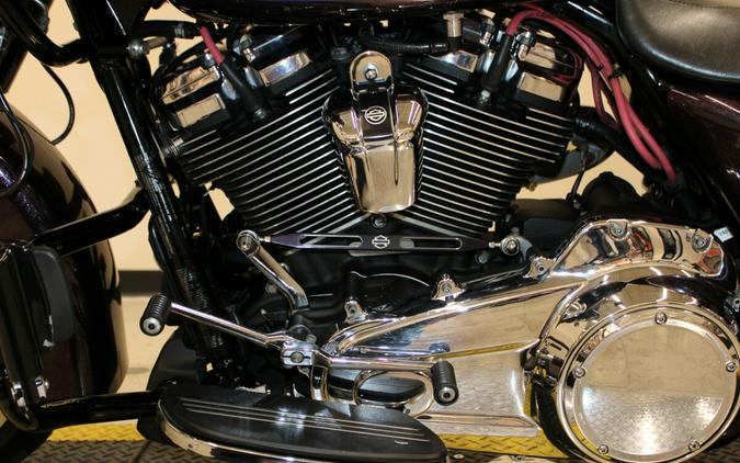 Used 2017 Harley-Davidson Road Glide Special Grand American Touring FLTRXS Motorcycle For Sale In Miami, Florida