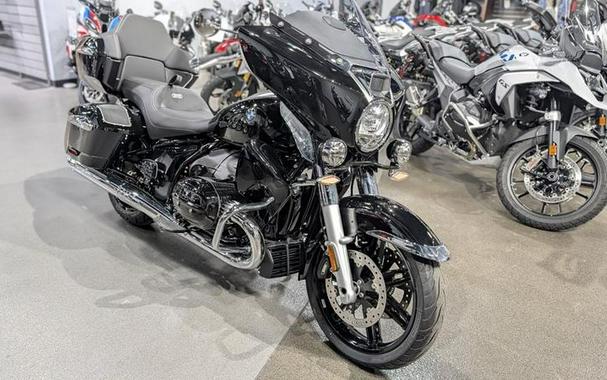 2025 BMW R 18 Transcontinental Black Storm Metallic