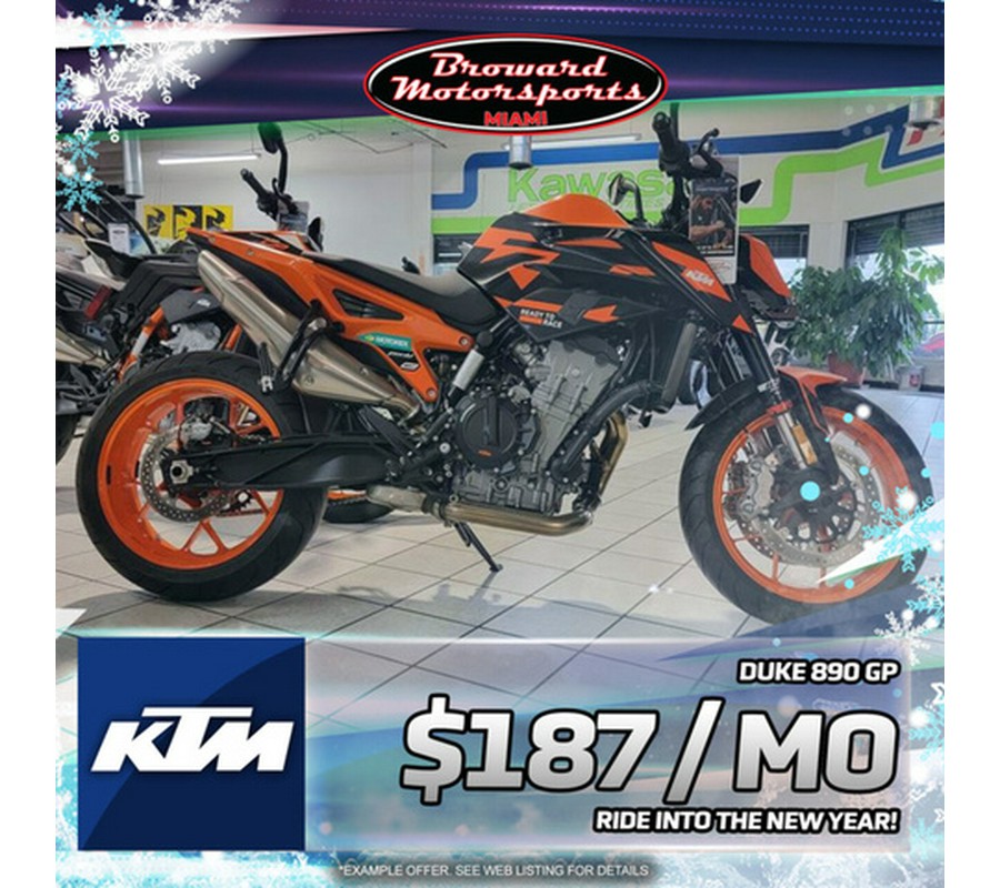 2022 KTM Duke 890 GP