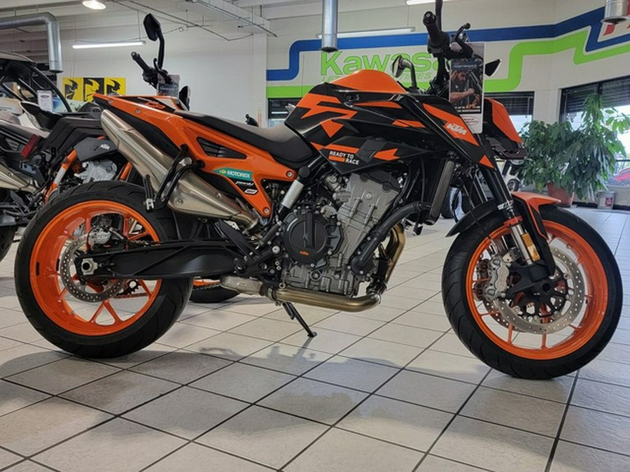 2024 KTM Duke 890 GP