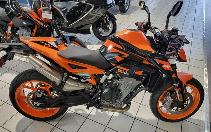 2024 KTM Duke 890 GP