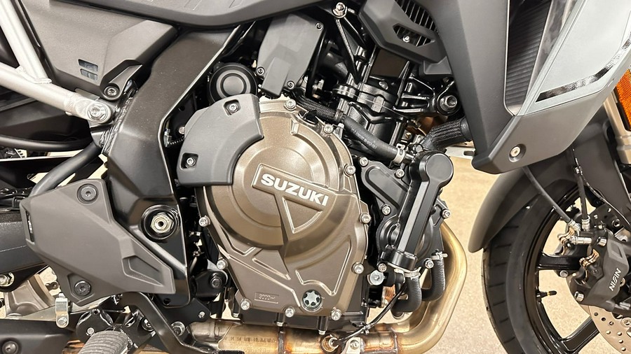 2024 Suzuki V-Strom 800