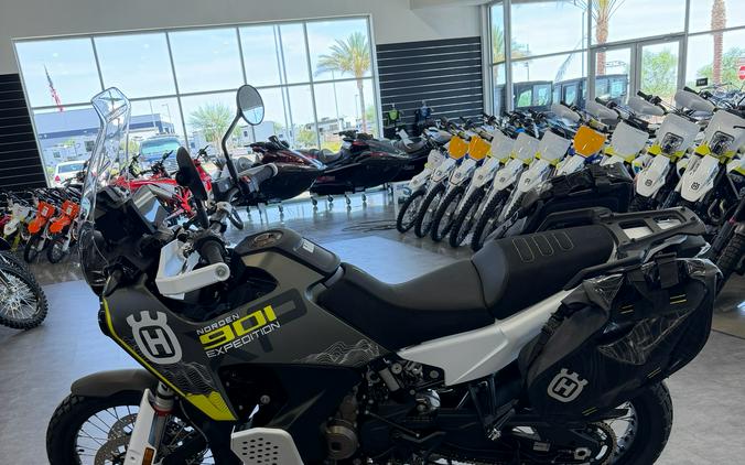 2025 Husqvarna Norden 901 Expedition