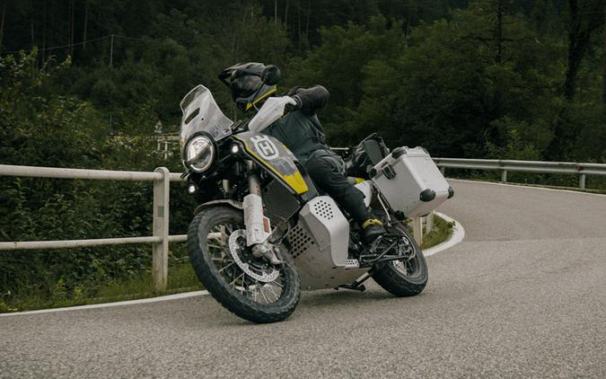 2025 Husqvarna Norden 901 Expedition - H895669G