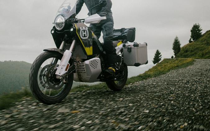 2025 Husqvarna Norden 901 Expedition - H895669G