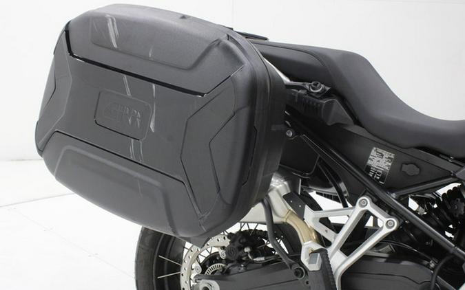 2022 BMW F 850 GS Racing Red