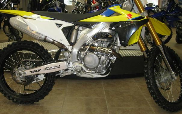 2019 Suzuki RM-Z250 Review (15 Fast Facts)