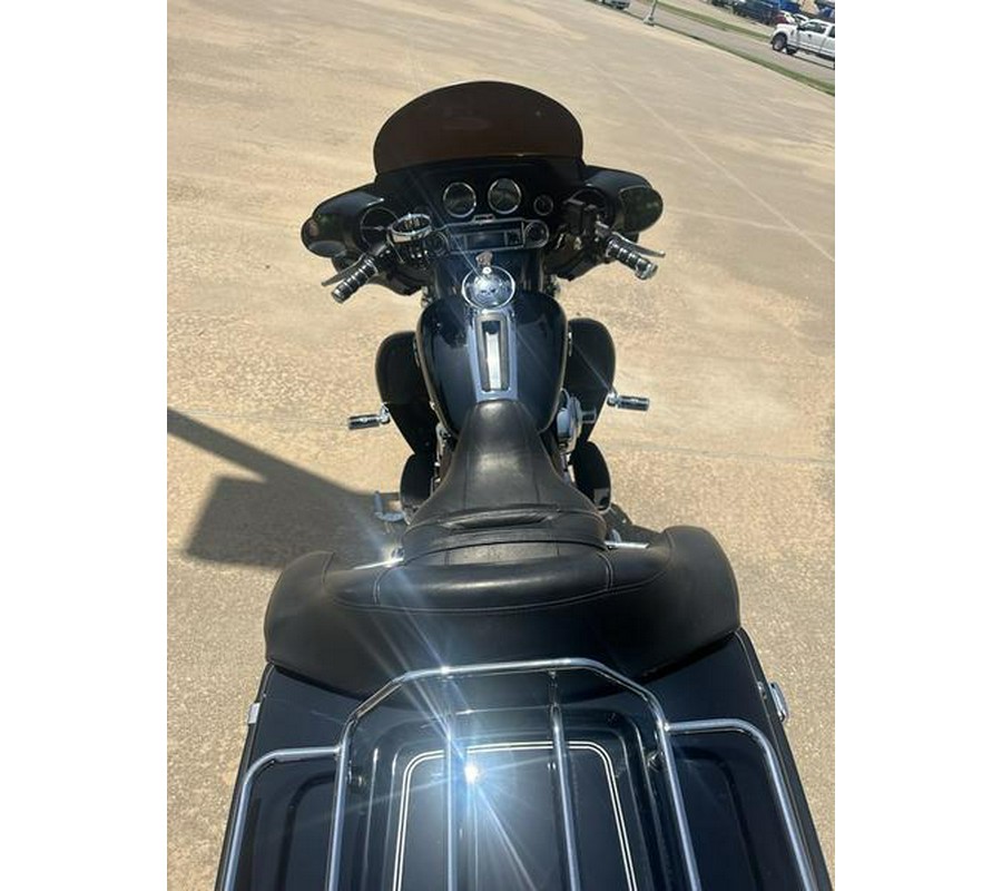 2013 Harley-Davidson® FLHTCU - Electra Glide® Ultra Classic®