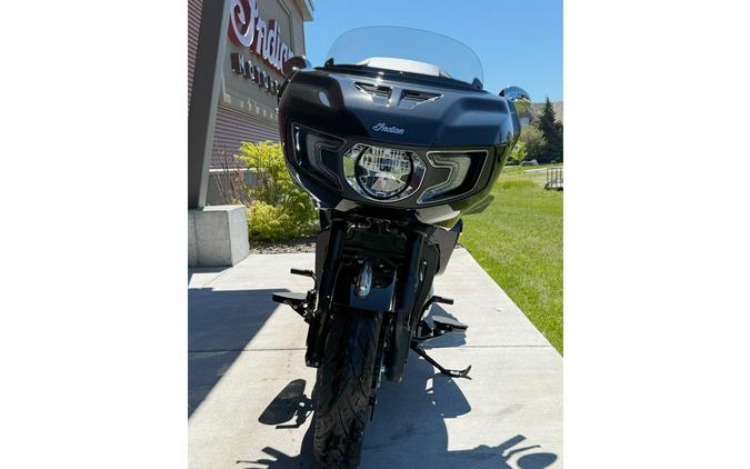 2025 Indian Motorcycle Challenger Base