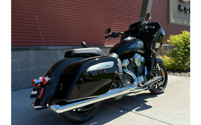 2025 Indian Motorcycle Challenger Base