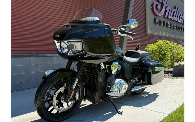 2025 Indian Motorcycle Challenger Base