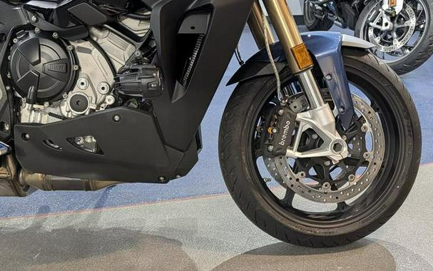 2025 BMW S 1000 XR Gravity Blue Metallic