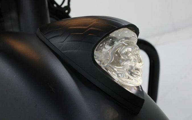 2018 Indian Springfield Dark Horse ABS Thunder Black Smoke