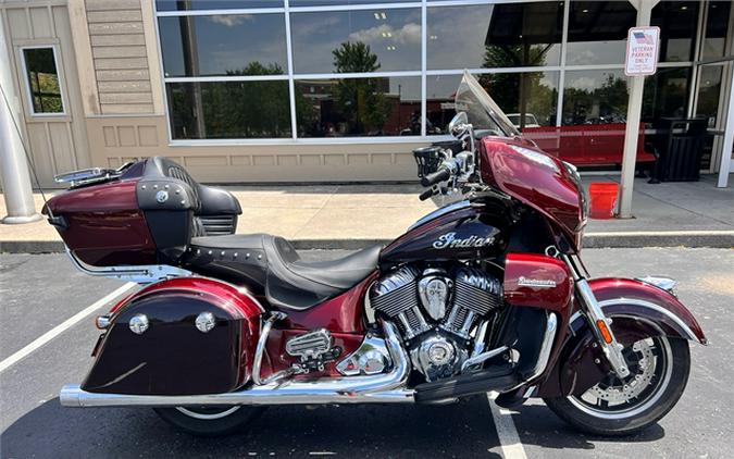 2019 Indian Motorcycle Chieftain Dark Horse