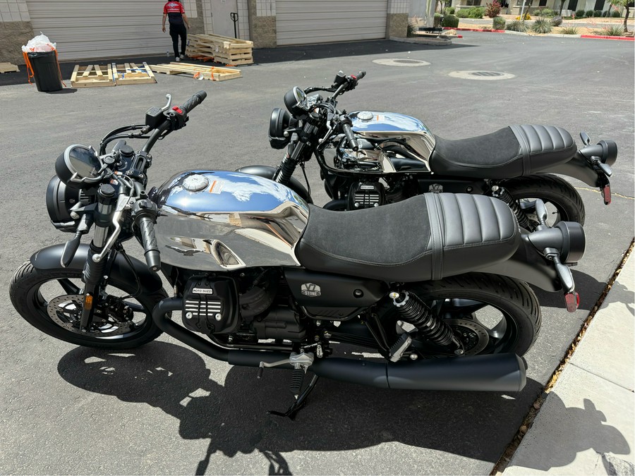 2025 Moto Guzzi V7 Stone Chrome Limited