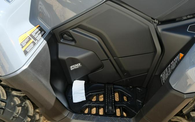 2026 CAN-AM OUTLANDER DPS 700