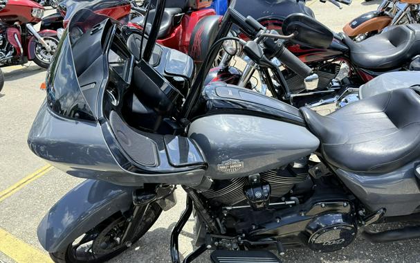 2022 Harley-Davidson® Road Glide® Special