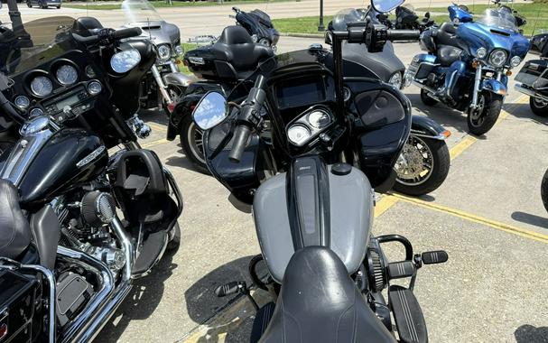 2022 Harley-Davidson® Road Glide® Special