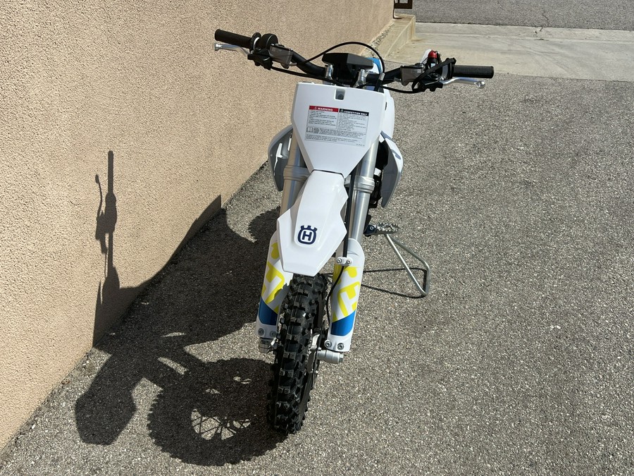 2024 HUSQVARNA EE 3