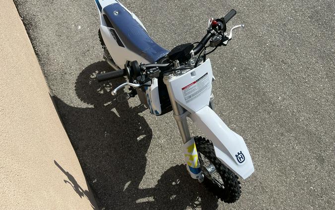 2024 HUSQVARNA EE 3