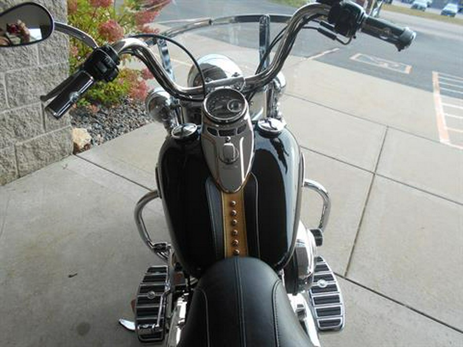 2009 Harley-Davidson FLSTC Heritage Softail® Classic